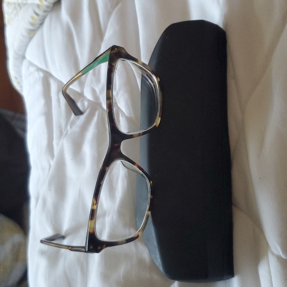 Kevin Durant eyeglasses - Picture 1 of 7